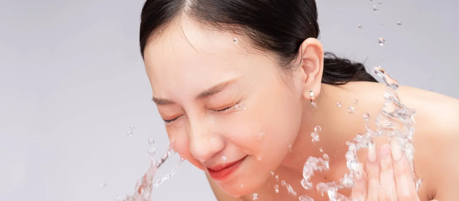Why-a-Gentle-Face-Cleanser-is-Essential-for-Your-Skincare-Routine Minskinn